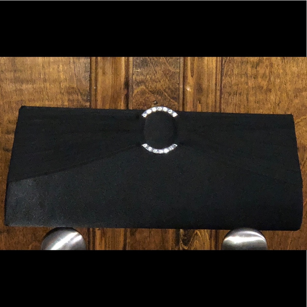 clutch purse